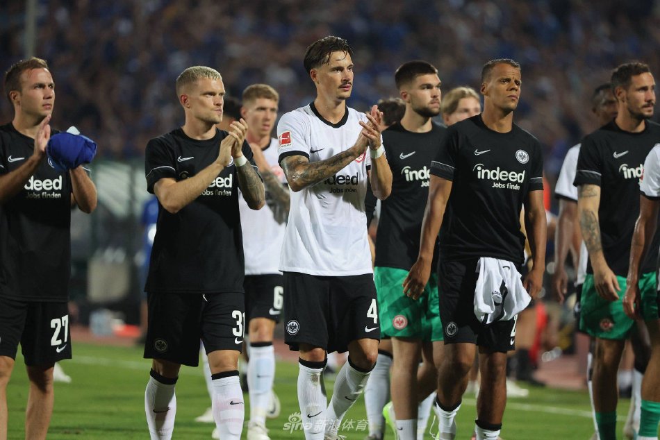 日本队曾与 日本队曾与