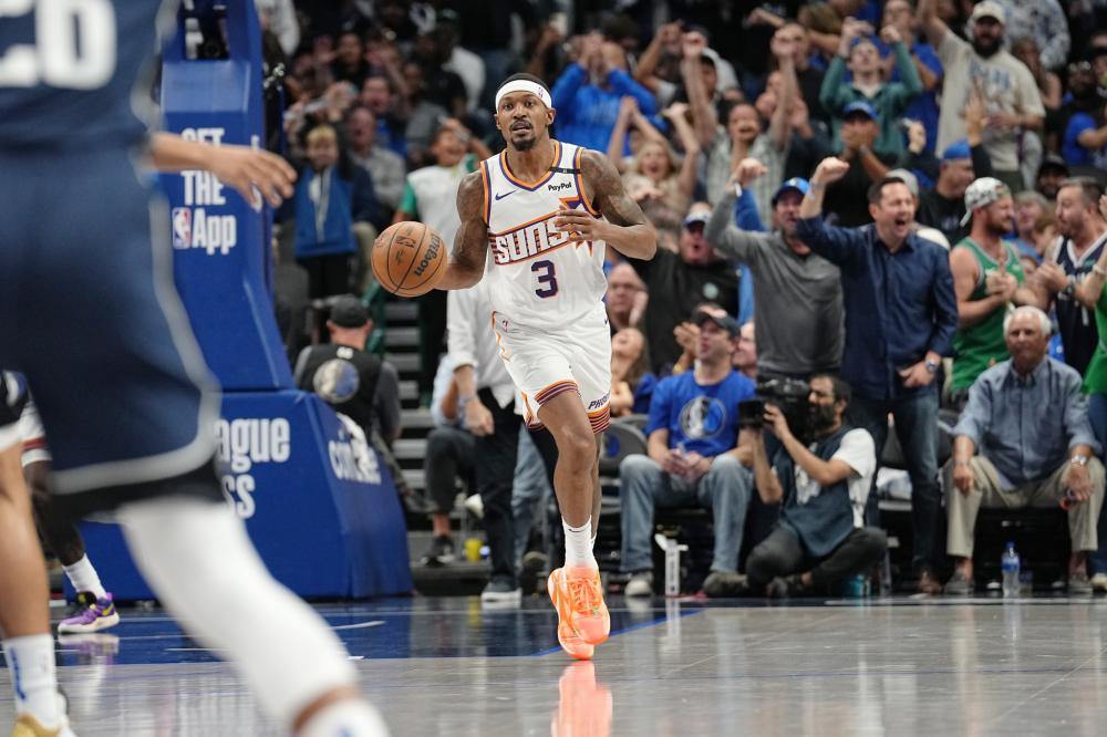 一位表现出 一位表现出