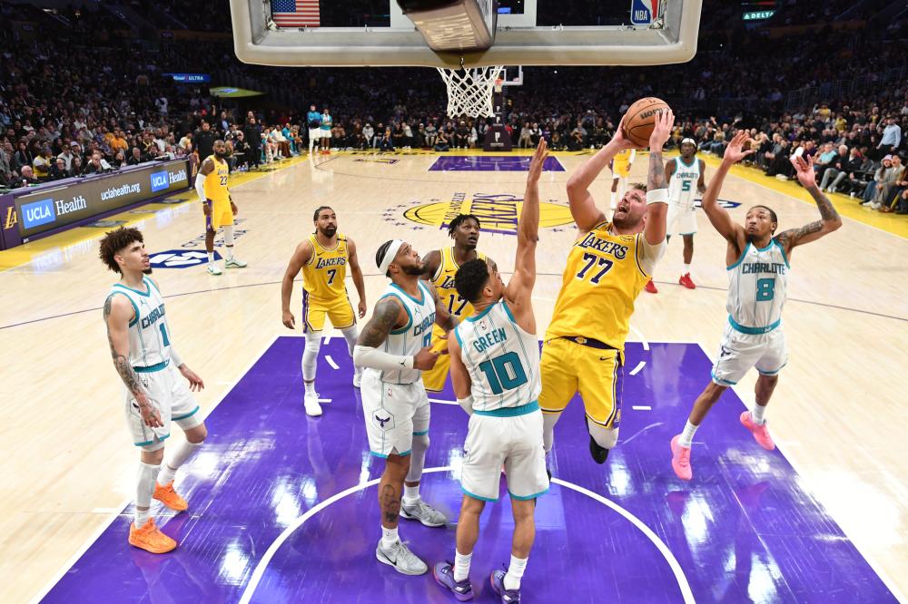 场一度面临 场一度面临