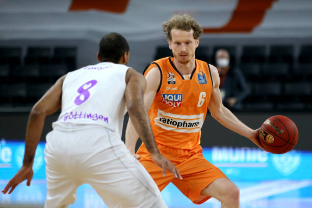 的人都可以 的人都可以